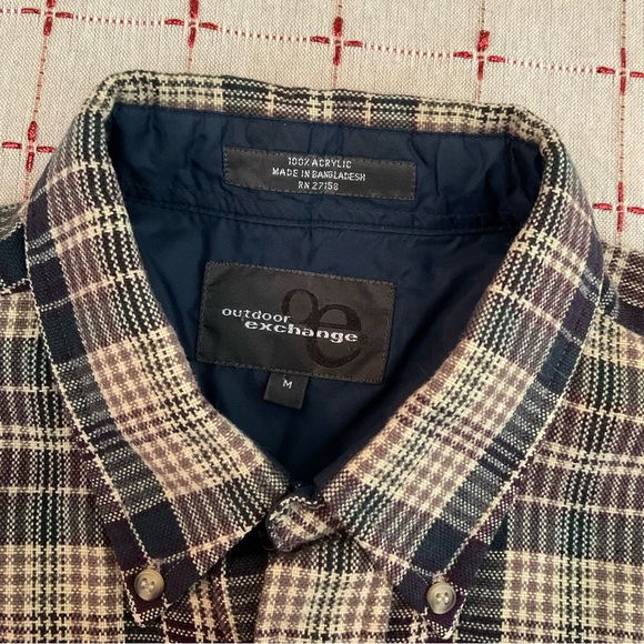 Vintage Outdoor Exchange Plaid Fannel Shirt Mens Size Medium Purple Beige Green - Picture 4 of 4